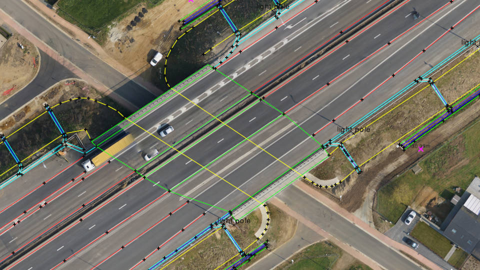 Survey points with descriptors