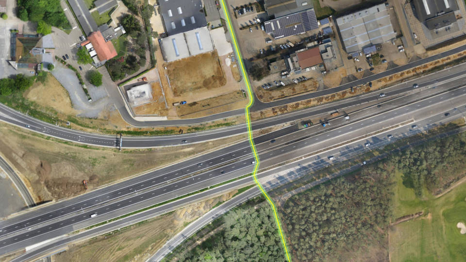 Clip and merge multiple drone datasets together in one virtual mosaic